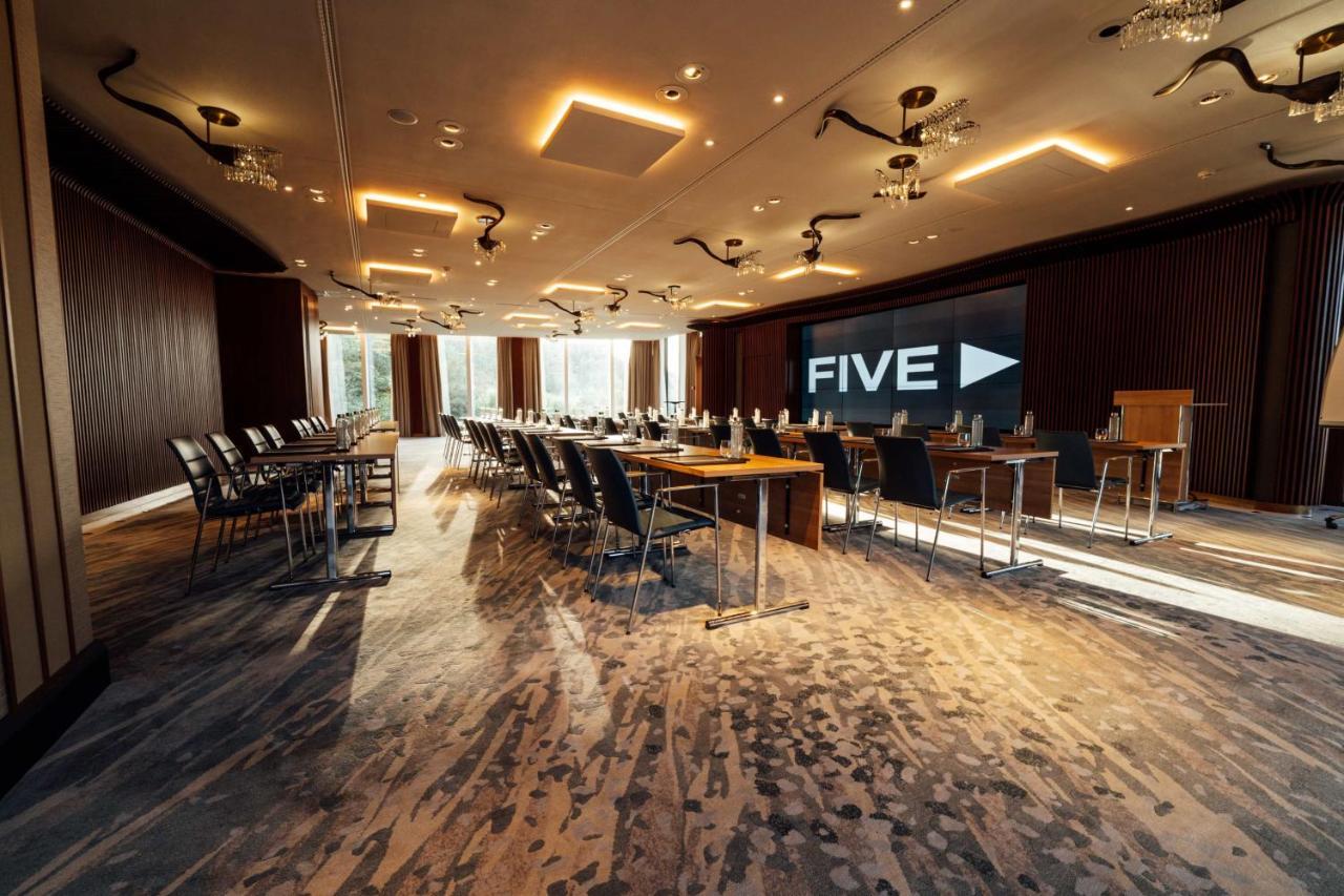 Five Zurich - Luxury City Resort Eksteriør billede The Five Conference Centre